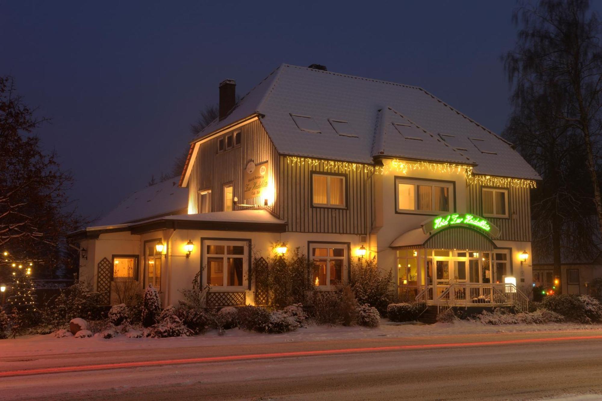 Hotel Zur Heidebluete Hambühren Exterior foto
